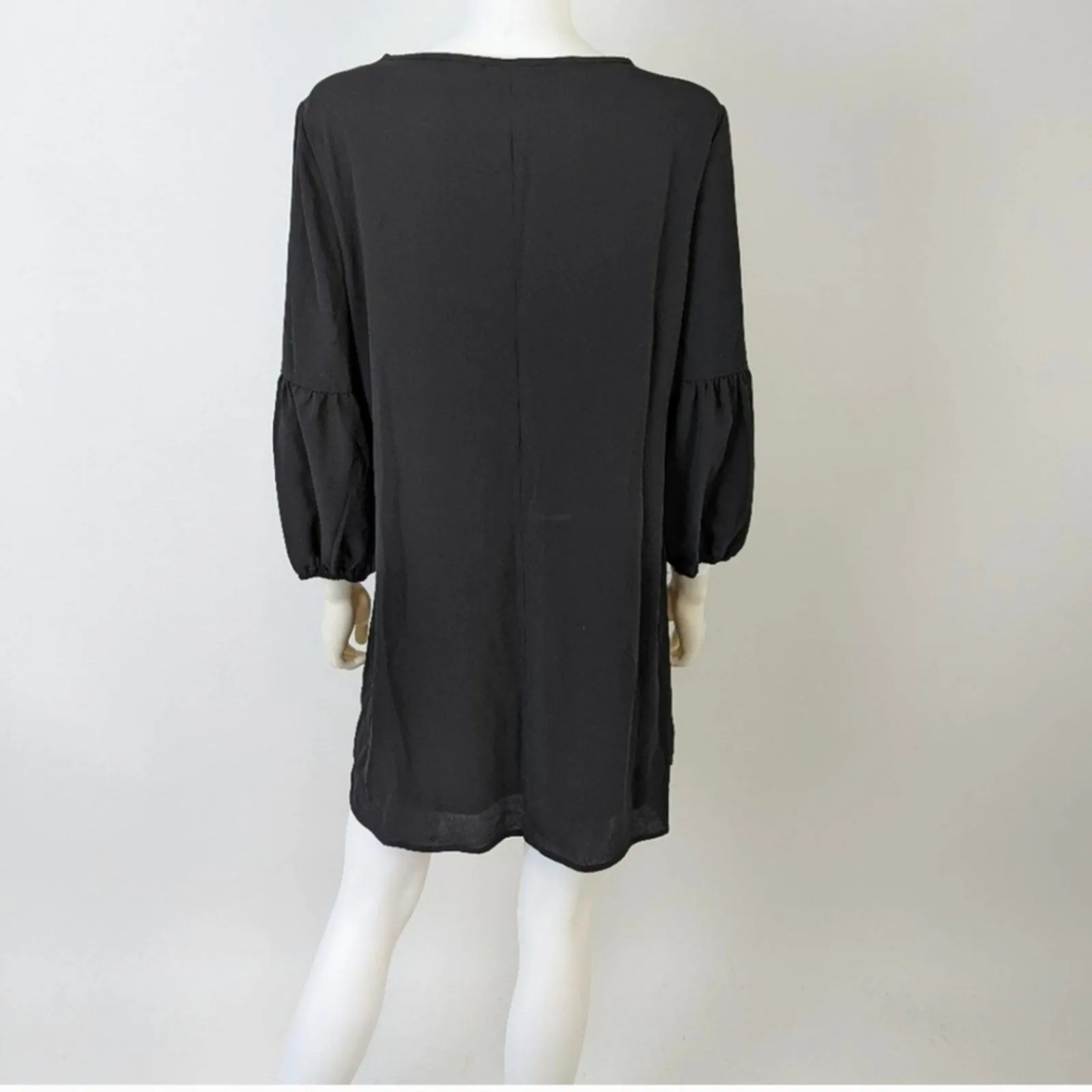 As U Wish Juniors Lantern Sleeve Dress / Medium