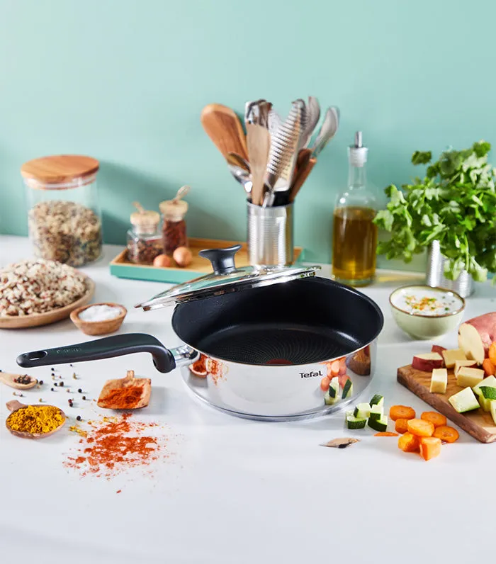 Primary Sautépan 24cm with Lid